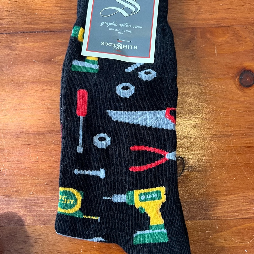 Black Tool Pattern Men's Socks - Picture 2 of 2